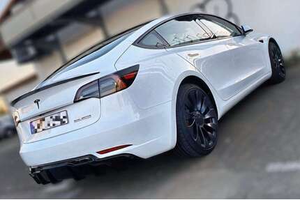 Tesla Model 3 Gebrauchtwagen