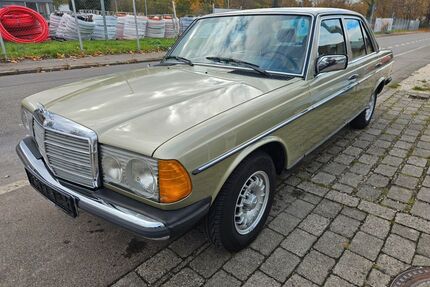 Mercedes-Benz 240 Gebrauchtwagen
