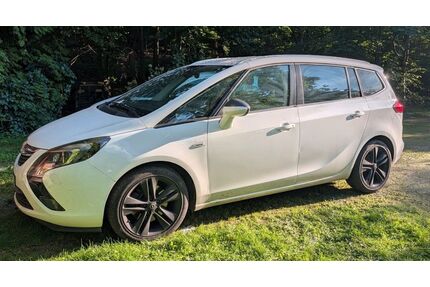 Opel Zafira Tourer Gebrauchtwagen