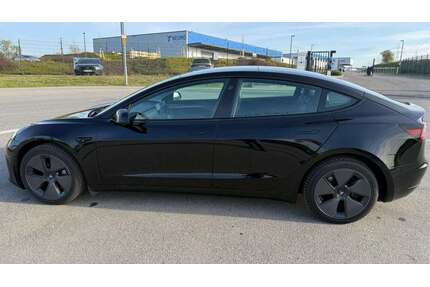 Tesla Model 3 Gebrauchtwagen