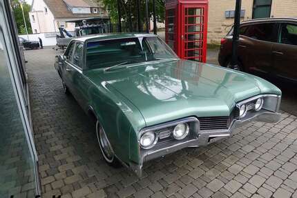 Oldsmobile Delta 88 