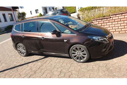 Opel Zafira Tourer Gebrauchtwagen