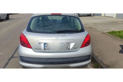 Peugeot 207 Gebrauchtwagen