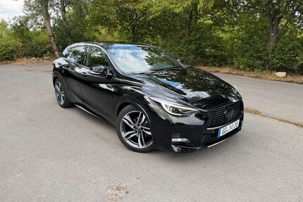 INFINITI Q30 Gebrauchtwagen