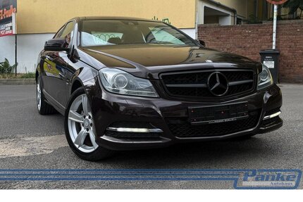 Mercedes-Benz C 180 CGI BE*R-Cam*Xenon*Pano/Schiebe*1-Hand* Gebrauchtwagen
