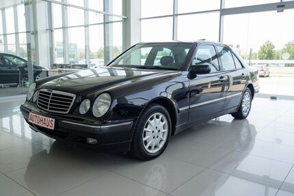 Mercedes-Benz E 240 Gebrauchtwagen