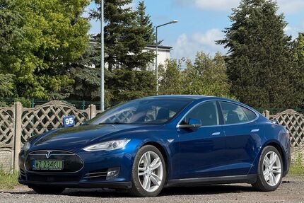 Tesla Model S Gebrauchtwagen