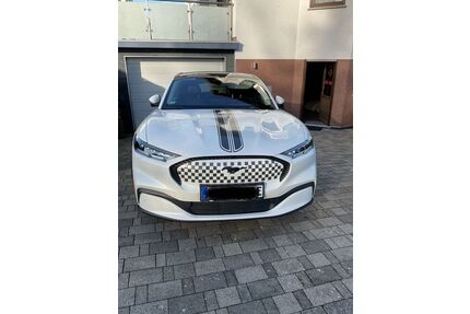 Ford Mustang Mach-E Gebrauchtwagen