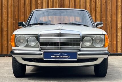 Mercedes-Benz 240 Gebrauchtwagen