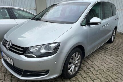 VW Sharan 2.0 TDI DSG Panorama Navi Leder 7 Sitze + 