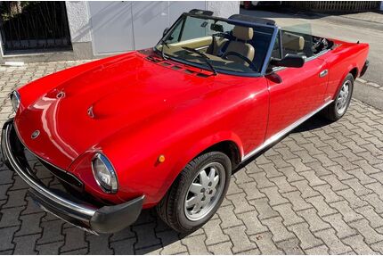Fiat 124 Spider Gebrauchtwagen