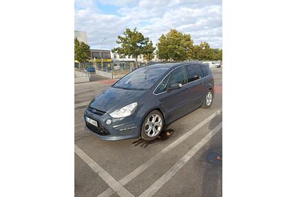Ford S-Max Gebrauchtwagen