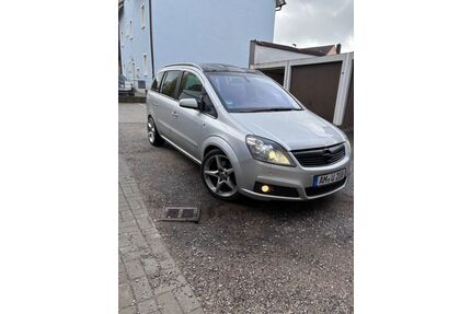 Opel Zafira Gebrauchtwagen
