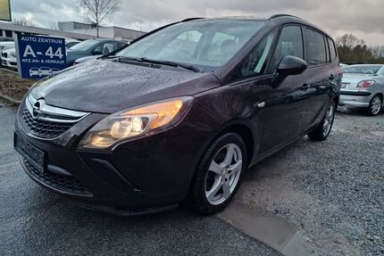 Opel Zafira Tourer Gebrauchtwagen