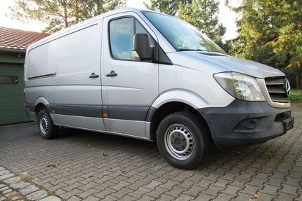Isuzu Sprinter 
