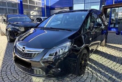 Opel Zafira Tourer Gebrauchtwagen