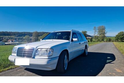 Mercedes-Benz E 220 Gebrauchtwagen