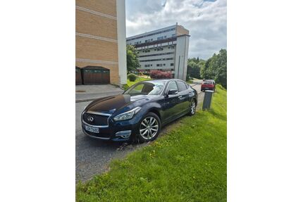 INFINITI Q70 Gebrauchtwagen