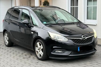 Opel Zafira Tourer Gebrauchtwagen