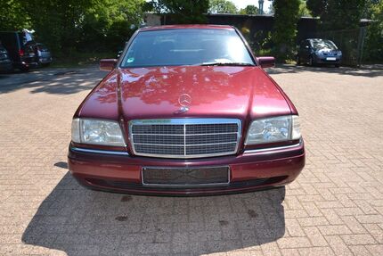Mercedes-Benz 230 Gebrauchtwagen