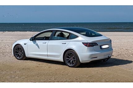 Tesla Model 3 Gebrauchtwagen
