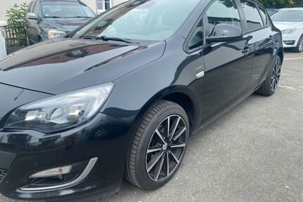 Opel Astra Gebrauchtwagen