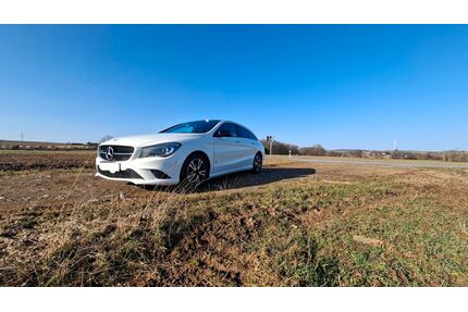 Mercedes-Benz CLA 220 Shooting Brake Gebrauchtwagen