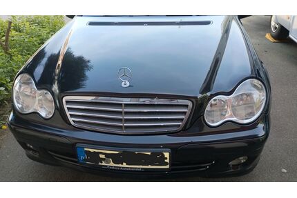 Mercedes-Benz C 180 Gebrauchtwagen