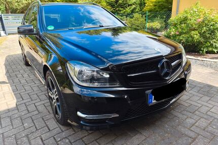 Mercedes-Benz 220 Gebrauchtwagen