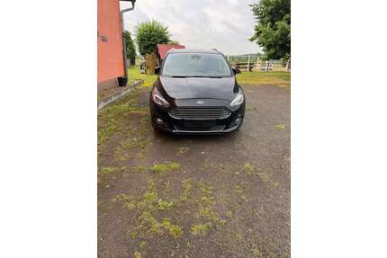 Ford S-Max Gebrauchtwagen