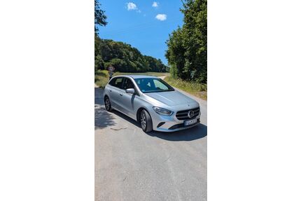 Mercedes-Benz B 180 Gebrauchtwagen