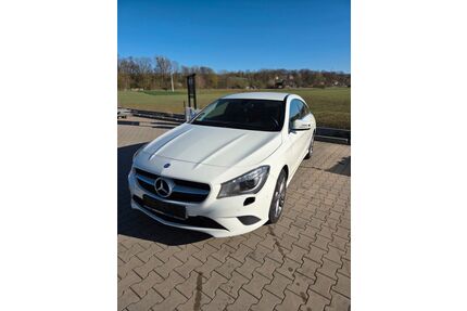 Mercedes-Benz CLA 200 Shooting Brake Gebrauchtwagen