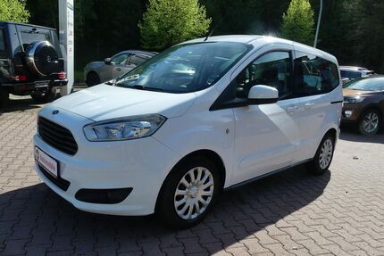 Ford Tourneo Courier Gebrauchtwagen