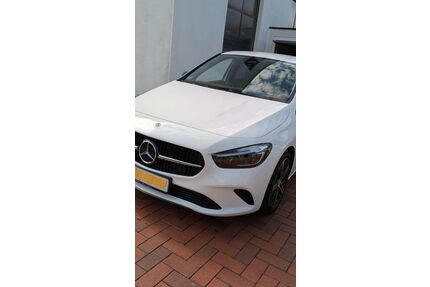 Mercedes-Benz GLB 200 Gebrauchtwagen