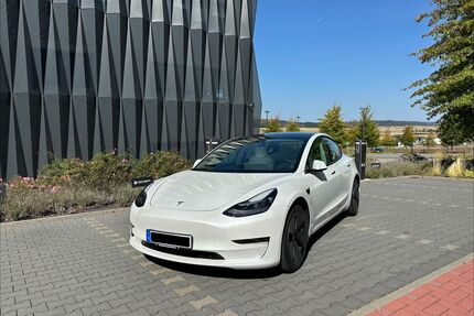 Tesla Model 3 Gebrauchtwagen