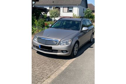 Mercedes-Benz 220 Gebrauchtwagen