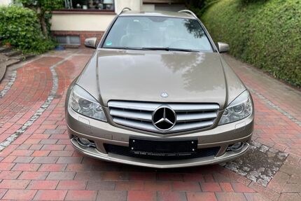 Mercedes-Benz 220 Gebrauchtwagen