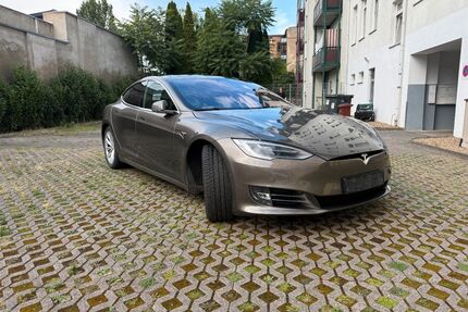 Tesla Model S Gebrauchtwagen
