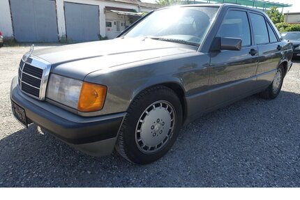 Mercedes-Benz 190 E 2.3 H-Kennz. Oldtimer eSHSD Verschl-t. neu g 