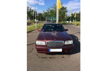 Mercedes-Benz C 180 Gebrauchtwagen