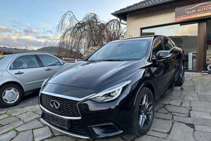 INFINITI Q30 Gebrauchtwagen