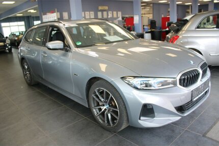 BMW 320 320e Touring Aut. - Panorama - Gebrauchtwagen