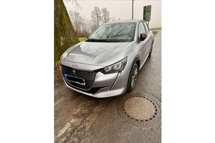 Peugeot e-208 Gebrauchtwagen