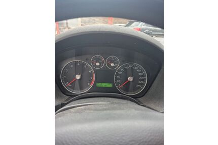 Ford C-Max Gebrauchtwagen