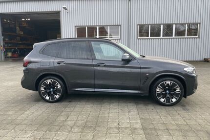 BMW iX3 Gebrauchtwagen
