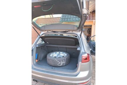 VW Golf Sportsvan Gebrauchtwagen