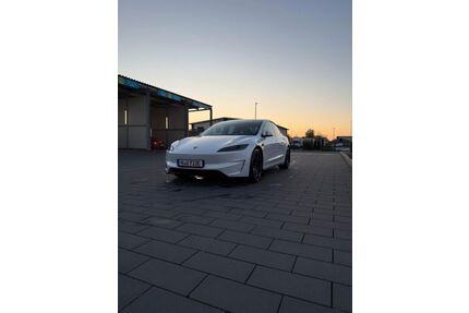 Tesla Model 3 Gebrauchtwagen