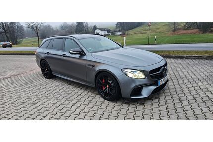 Mercedes-Benz E 63 AMG Gebrauchtwagen