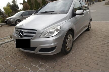 Mercedes-Benz B 180 Gebrauchtwagen