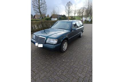 Mercedes-Benz E 200 Gebrauchtwagen